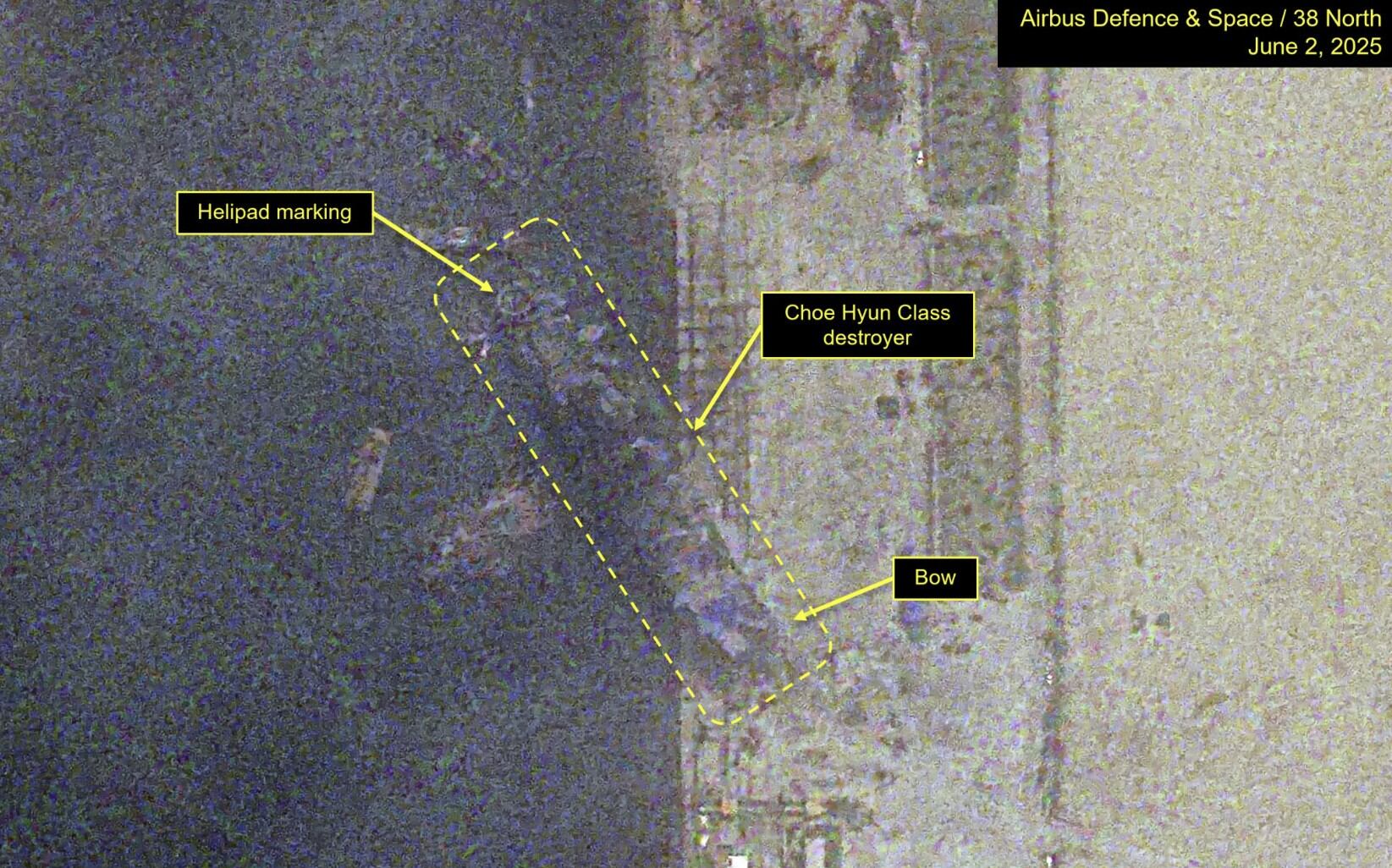 “북 ‘사고 구축함’ 똑바로 세워져”