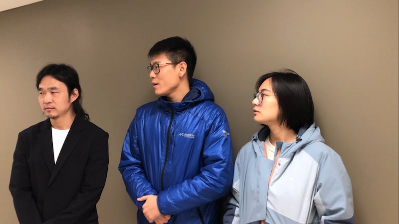 移居加拿大的廣州人關注香港前途,出席論壇。(胡彗藍 攝)